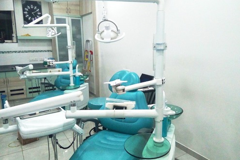 Shrey Dental Clinic, Vadodara Dr. Sangeeta Mehta.
