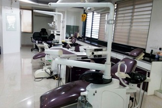 Shrey Dental Clinic, Vadodara Dr. Sangeeta Mehta.
